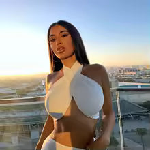 Top Halter Cruzado Mujer – Elegancia y Estilo