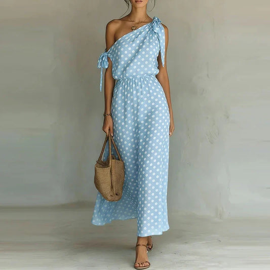 Vestido largo Celeste con lazo y hombros descubiertos
