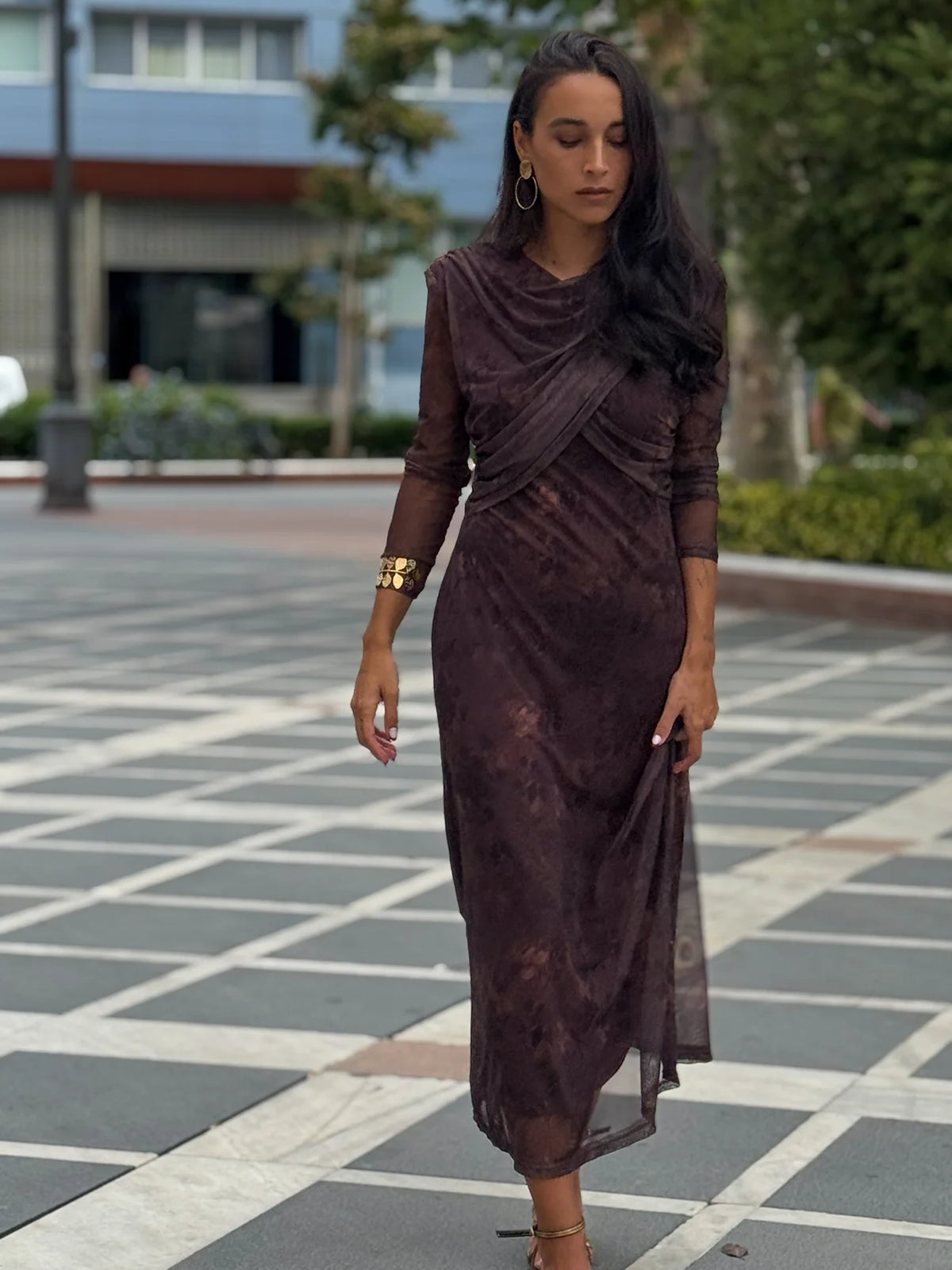 Vestido Margot | Midi Drapé en Malla Chocolate